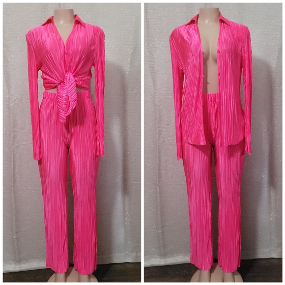 2 pieces set outfit new size S, M, L available strech material ♥️ - Picture 3 of 13